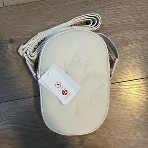 Lululemon Paralympic cross body bag